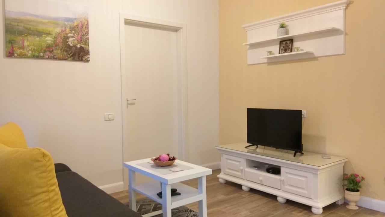 Enjoy Apartment تيميشورا المظهر الخارجي الصورة