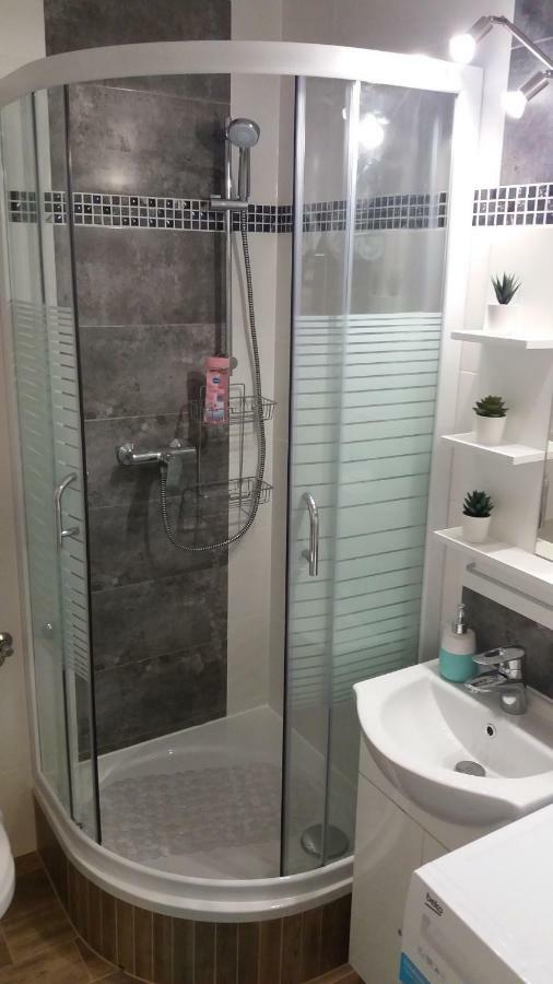 Enjoy Apartment تيميشورا المظهر الخارجي الصورة